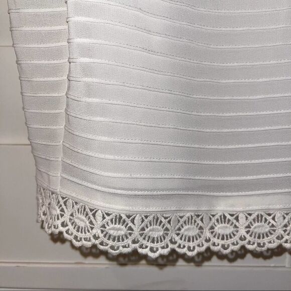 Alice by Temperly White Lace Whispers Off Shoulder Mini Dress Sz 4 - Picture 6 of 14